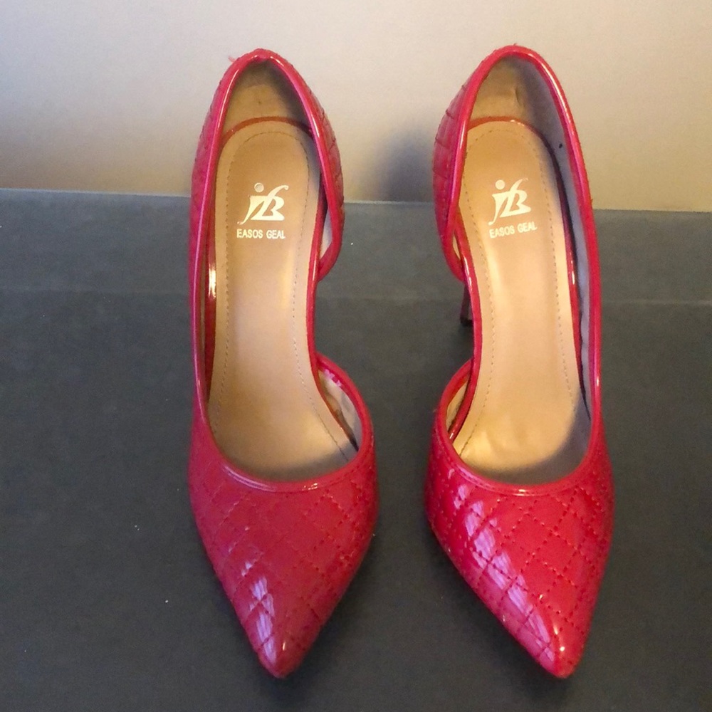 Pumps - Picture 2 of 2